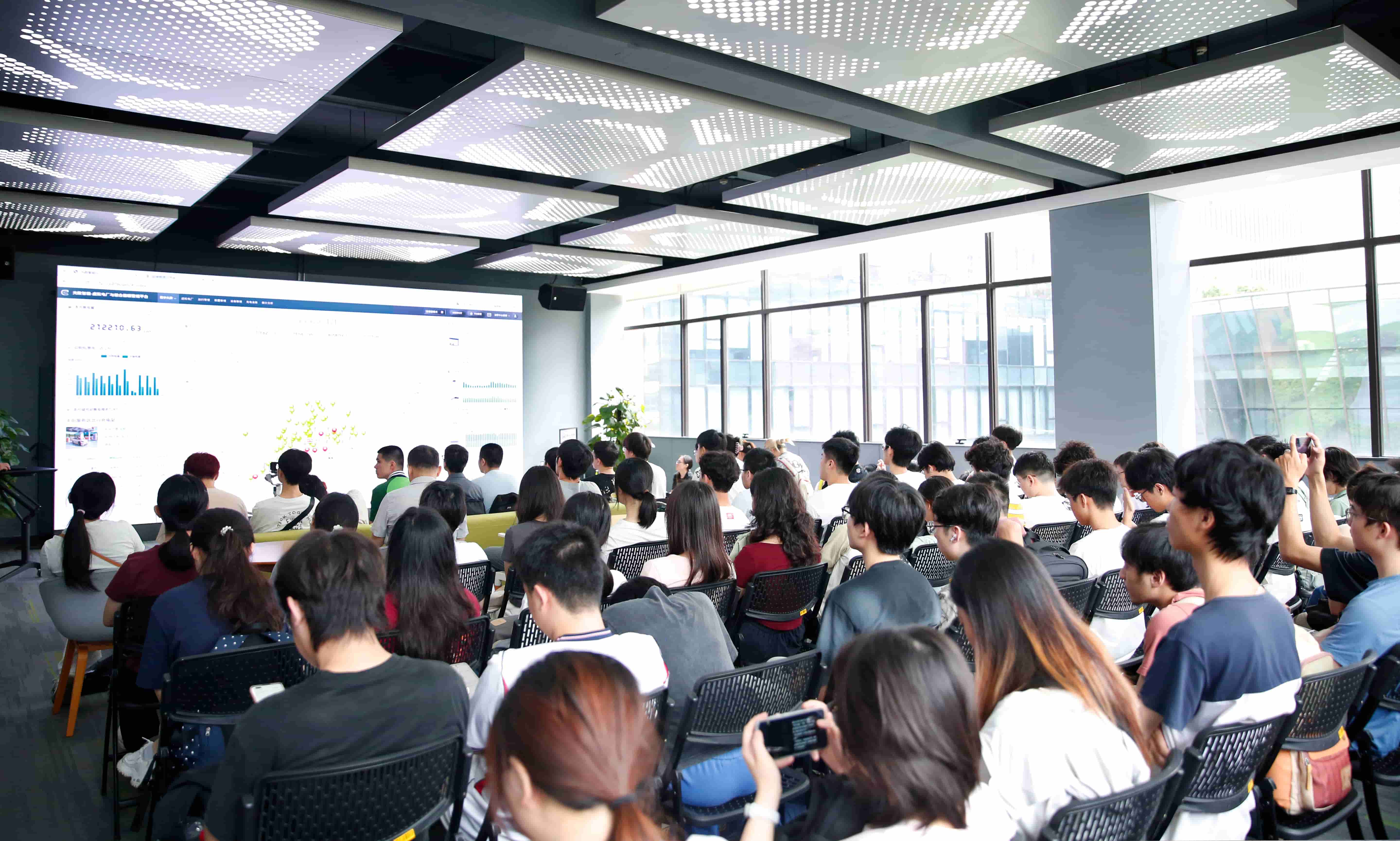 深化校企协同创新，赋能新型电力系统建设丨华南理工大学师生走进mg不朽情缘官网电气开展产学研交流活动